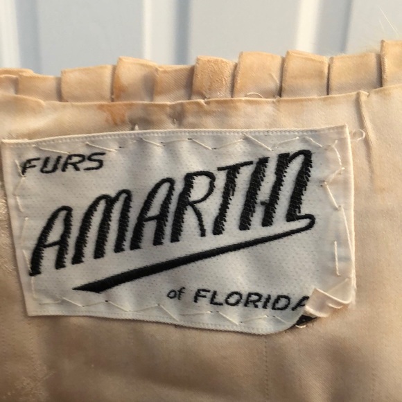 Genuine Mink Shawl - Picture 4 of 6